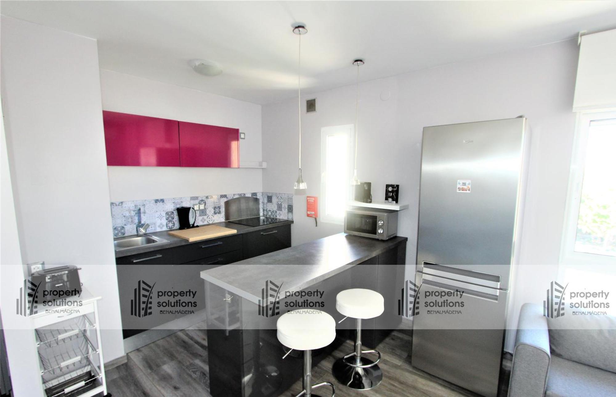645 Aguila Apartamentos - Vista Al Mar - Cerca De Tren, Restaurantes, Tiendas - Playa A 10 Min Caminando Benalmádena Esterno foto