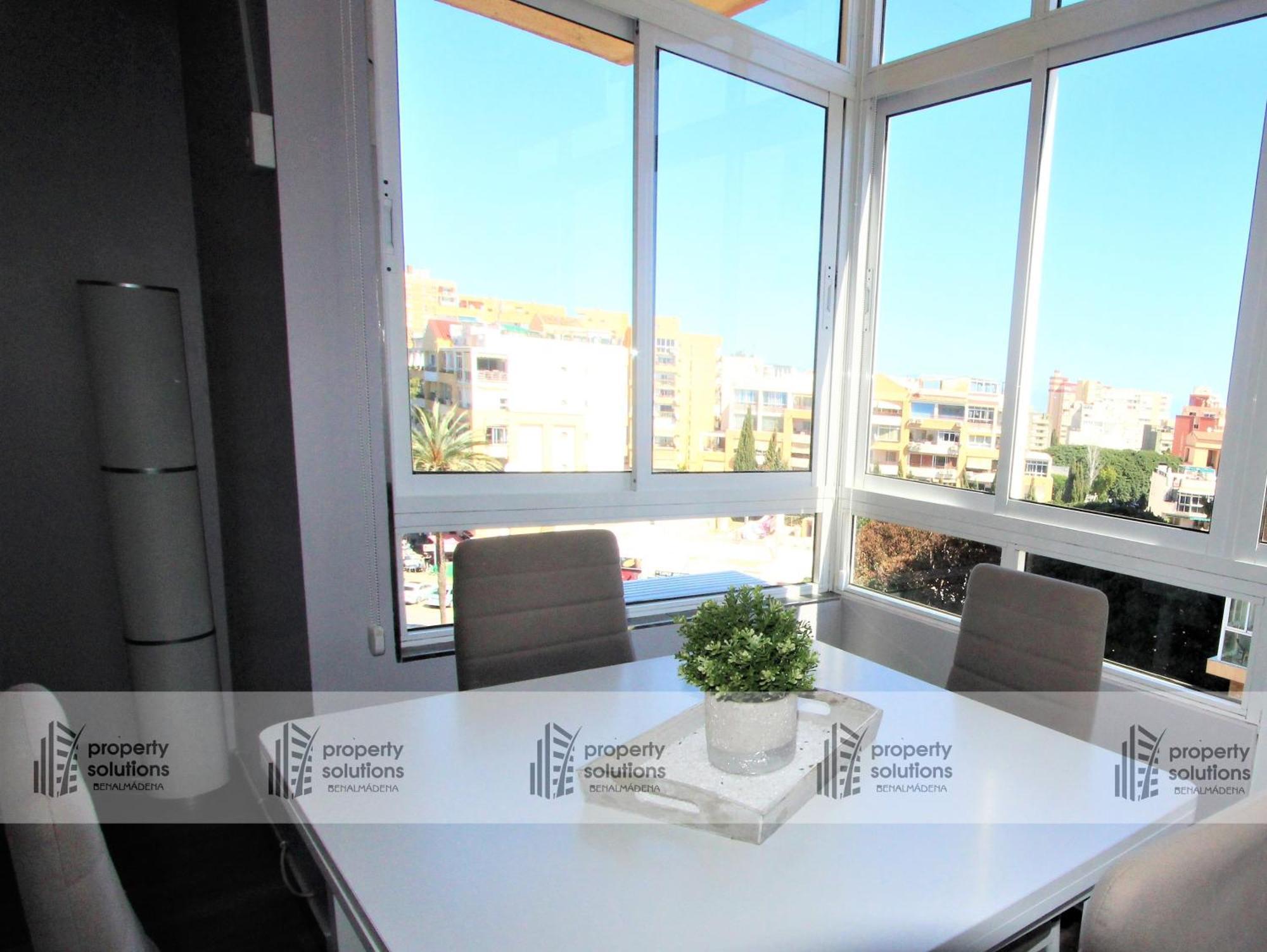 645 Aguila Apartamentos - Vista Al Mar - Cerca De Tren, Restaurantes, Tiendas - Playa A 10 Min Caminando Benalmádena Esterno foto